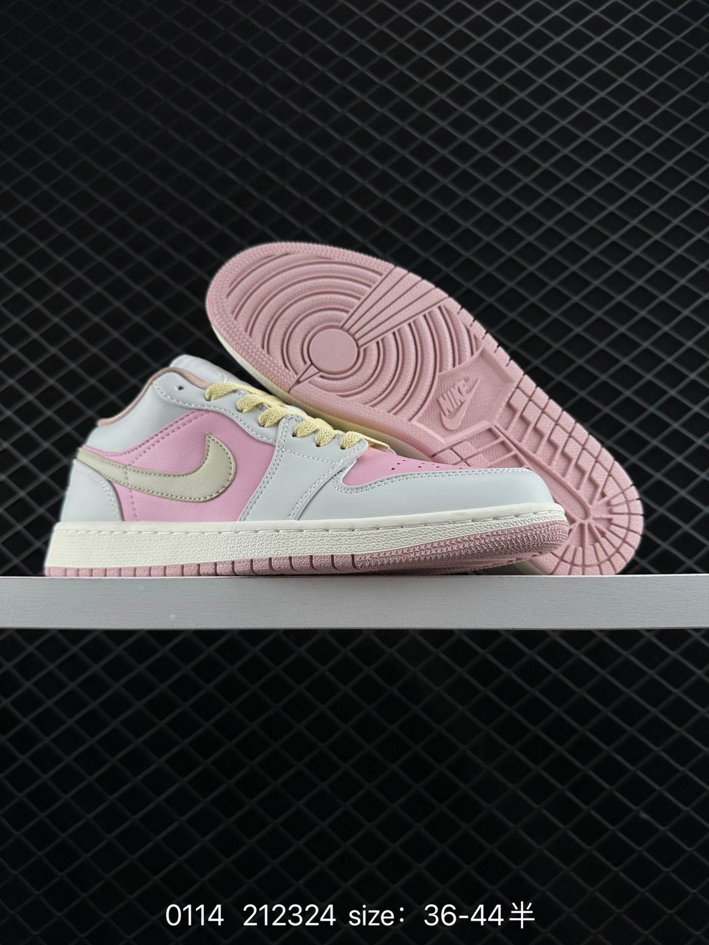 Air Jordan 1 Low AJ1